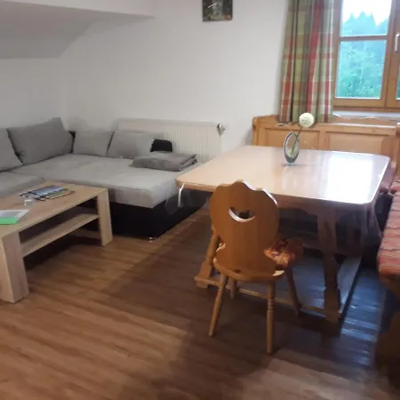 Haus Guggemos * Hopferau